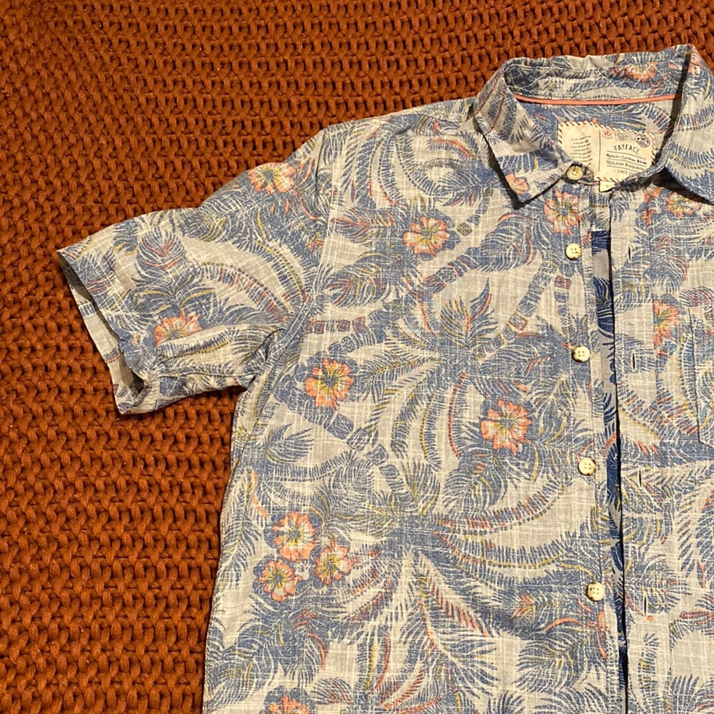 Fat Face men’s button up shirt!
